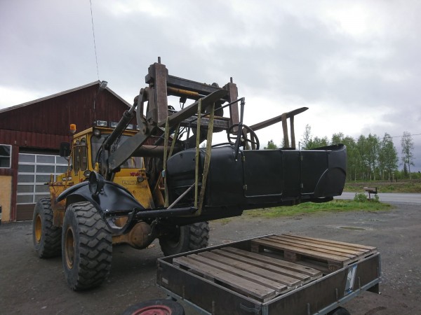 Upploading at the workshop in Sweden