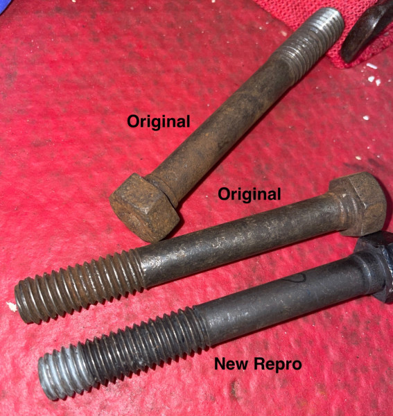 New bolt lower, old bolts upper.jpg