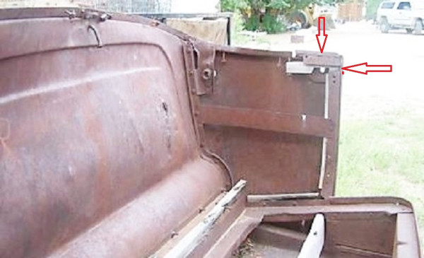 Original front seat wood roadster.jpg