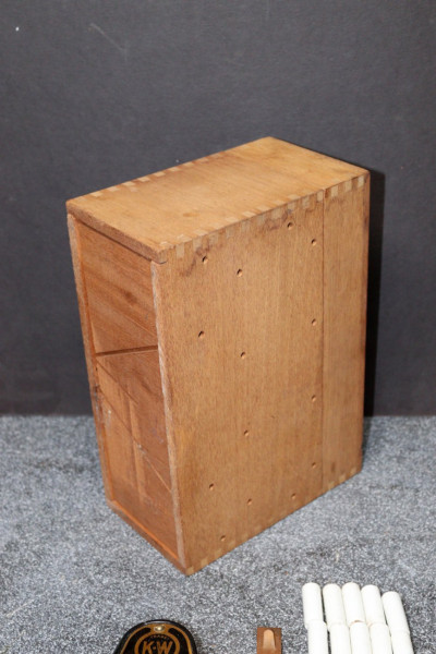 KW box 4.jpg