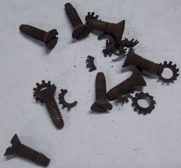 Driver latch 08.jpg
