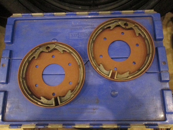 lined accessory shoes & drums.JPG