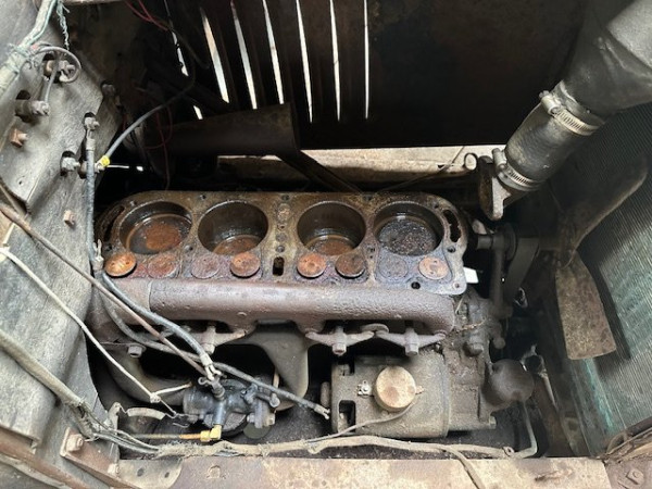 1919 STUCK ENGINE.jpeg