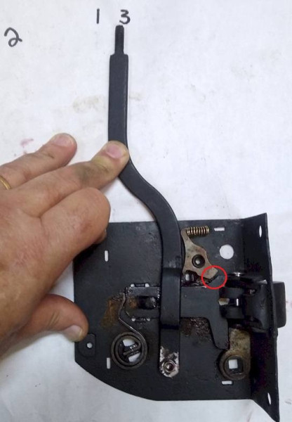 Driver latch 12.jpg