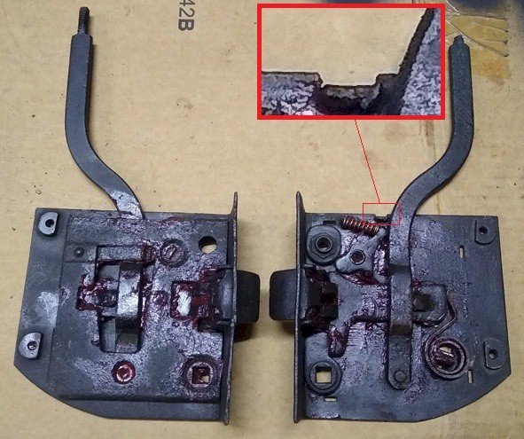 Right latch 05.jpg