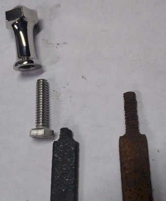 Right latch 06.jpg