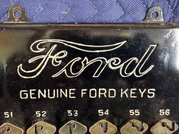 keyrack2.jpg