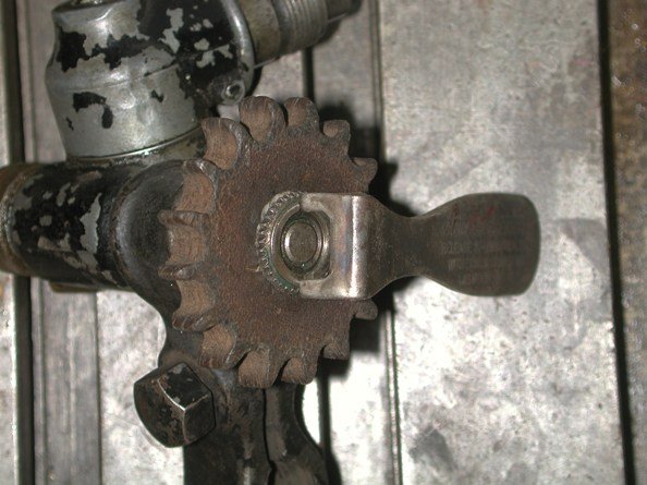 Speedometer wrench and nut.jpg