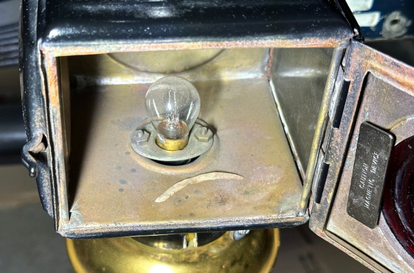 14 Tail Light_6.jpg