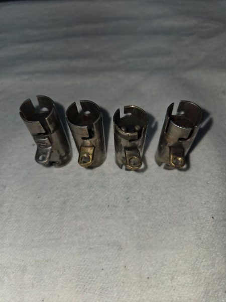 Headlamp Sockets 17-27 2s.jpg
