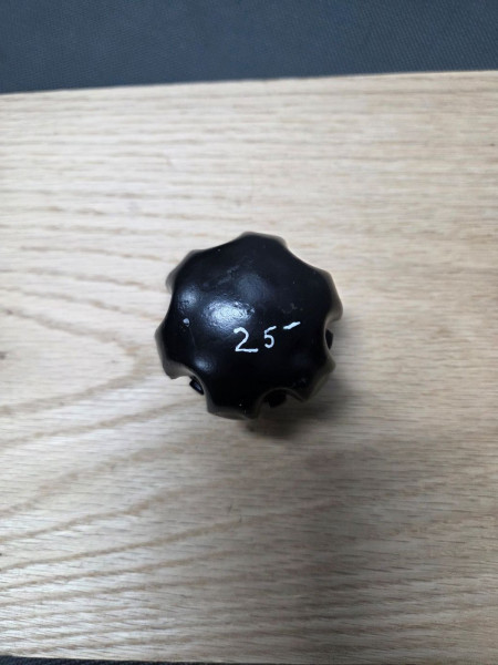 Oil Cap 6 Flute 1s.jpg