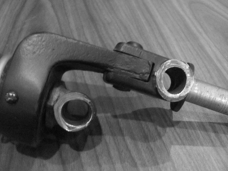 Two piece rivet perch.jpg
