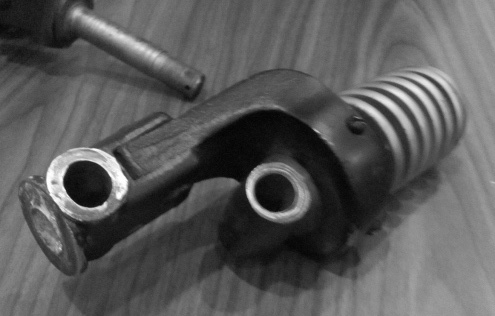 fractured perch shaft.jpg