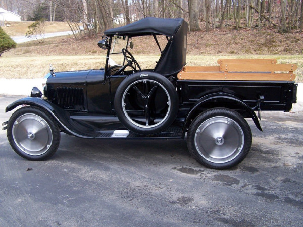 1927 pick-up wheel covers.jpg