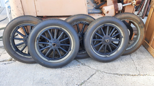 26-27 wheel.jpg