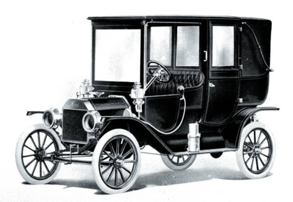 1912 TC catalog illustration Bruce pg 7 1912 section.jpg