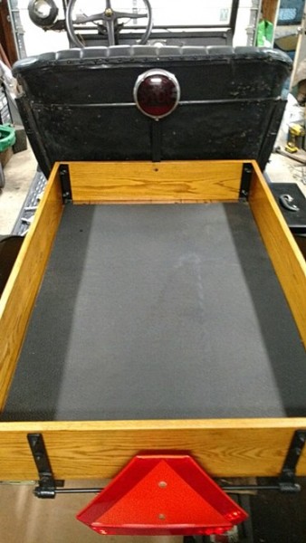 Tbed8.1 Rubber mat.jpg