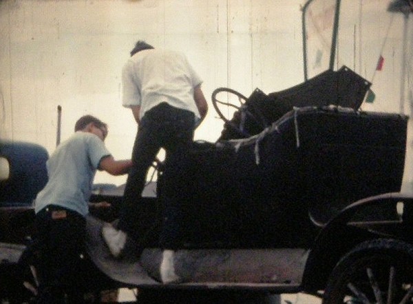 25T1964_2.jpg