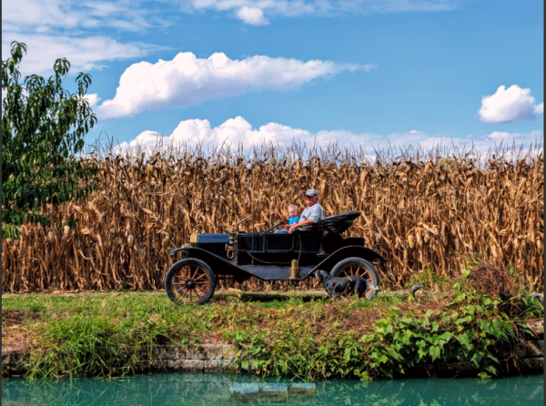 by the corn in the model and Leo.png