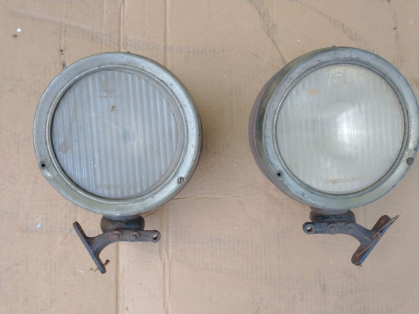 essex headlight.jpg