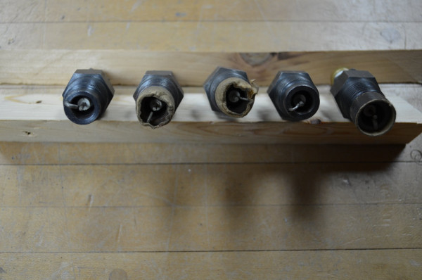 CANADIAN NOS CHAMPION X PLUGS - BOTTOM VIEW.JPG