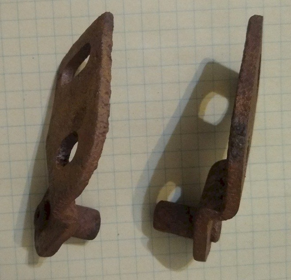 deck hinge set 03.jpg