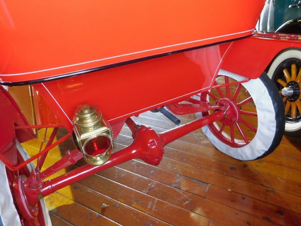 1909 Rearend.jpg