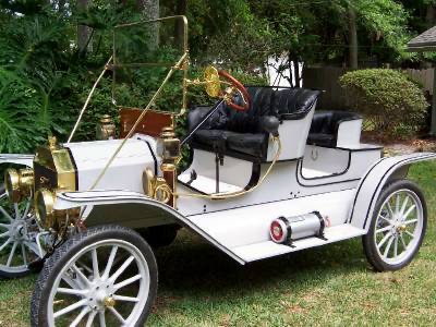 Finished 2008 1909 runabout.jpg