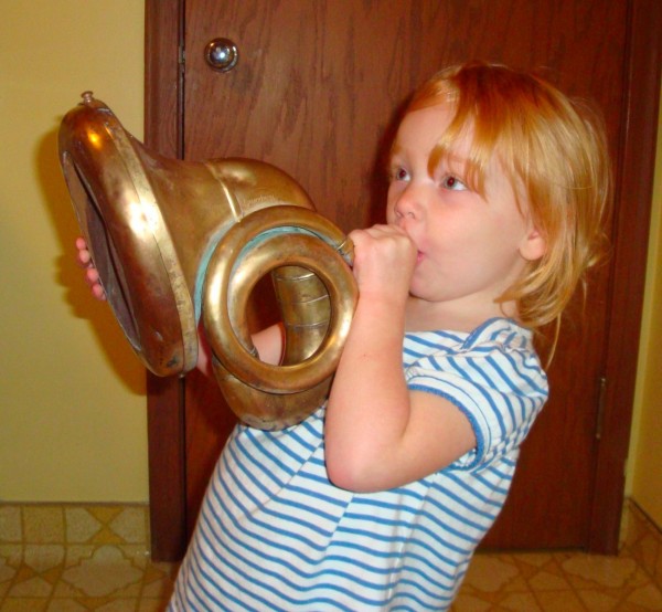 Brass horn.JPG