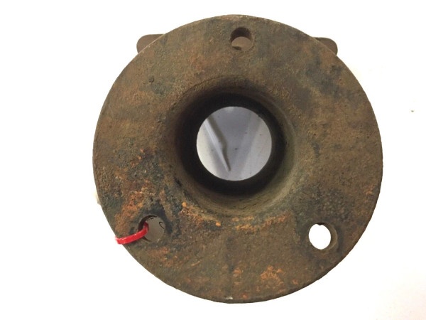 3 hole 26-27 tire carrier.jpg