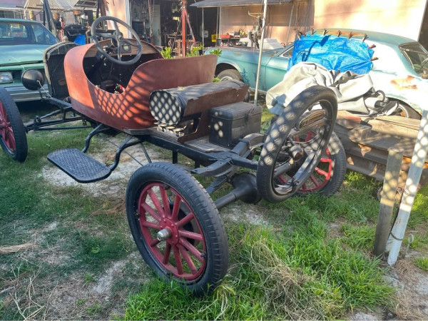 499163516_10226263012434673_5826962344689306052_n (1).jpg