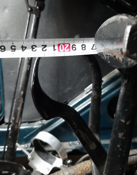 Brake pedal play measurement.jpg