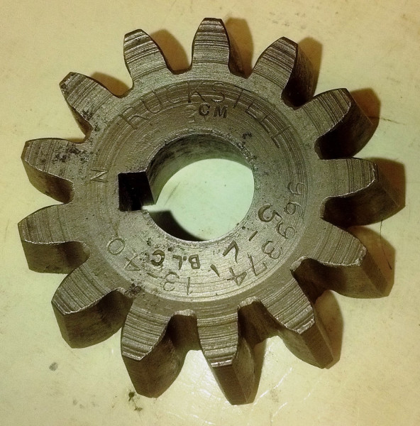 ruckstell pinion.JPG