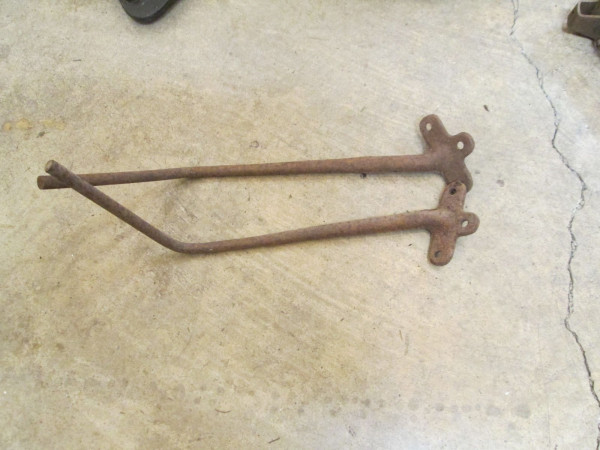 runabout & coupe irons.JPG