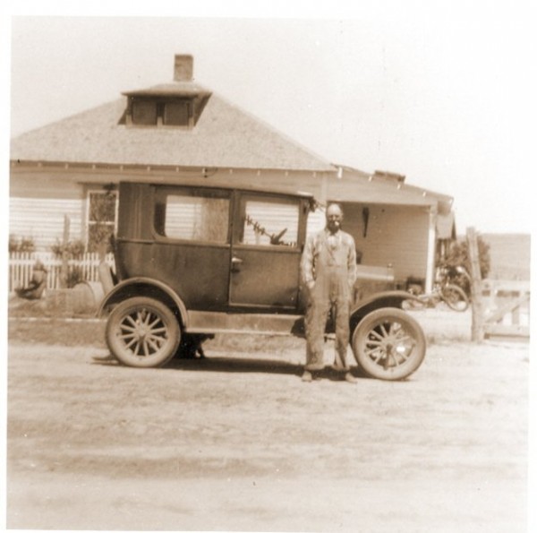 model t westly youngs sepia.jpg