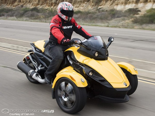 Can-Am_Spyder_5.jpg