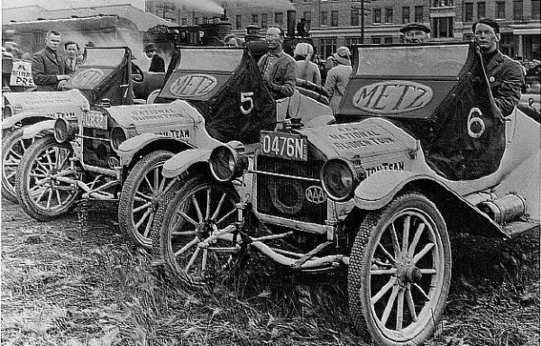 Metz Team Glidden Tour 1913   12495159_10206446034844042_4387145985784065111_n.jpg