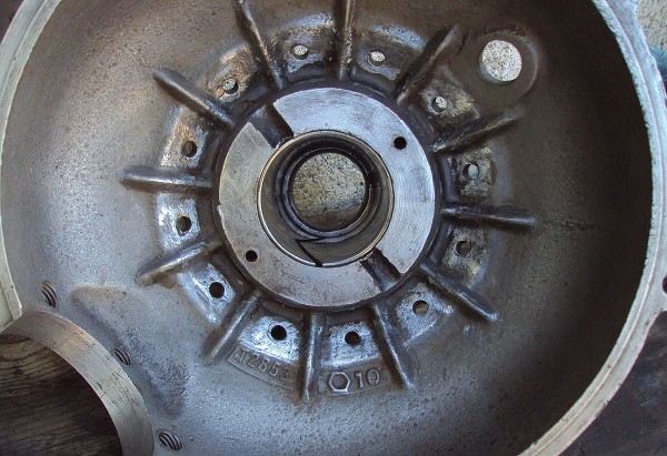 12RE05.jpg