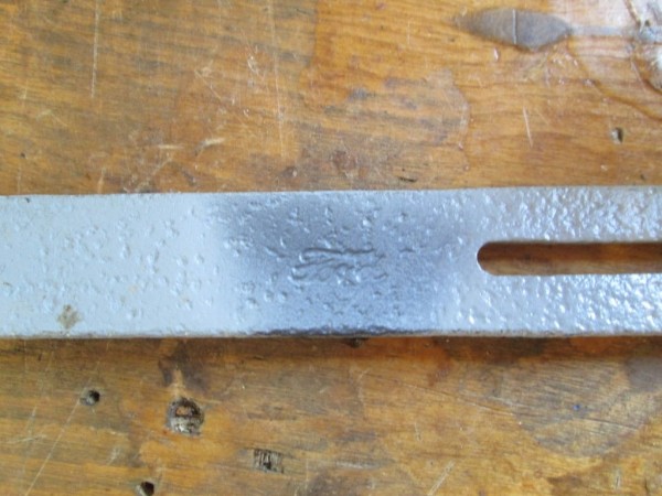 runabout bracket 2.JPG