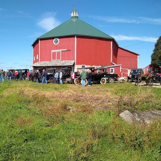 barn2.jpg