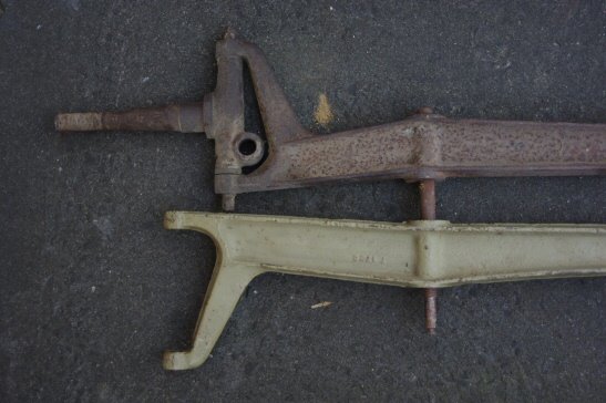 wide track axle.jpg
