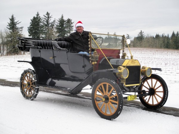 1911_Keith_in_snow_santa_hat_Jackson_rd_2_1_65.jpg