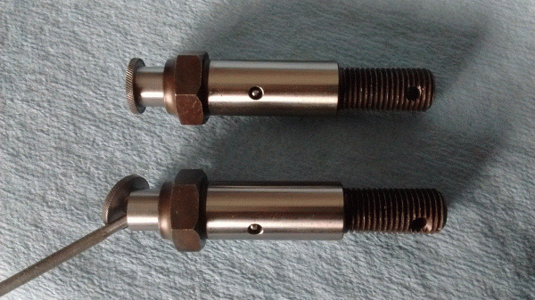 Tie Rod Bolts - Manhole Cover.gif
