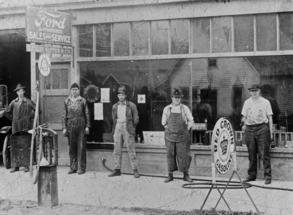 Kipper-Garage-Ford-where-Van-Cleve-Ford-was-1024x755.jpg