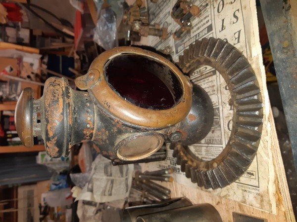 Clasco RH Tailight side.jpg
