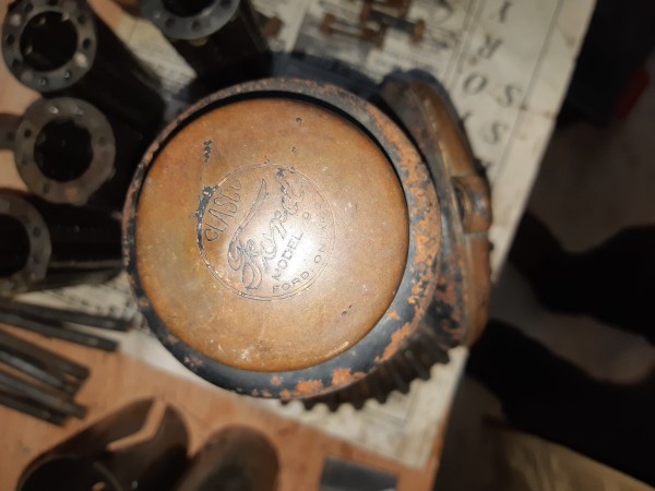 Clasco RH Tailight Top.jpg