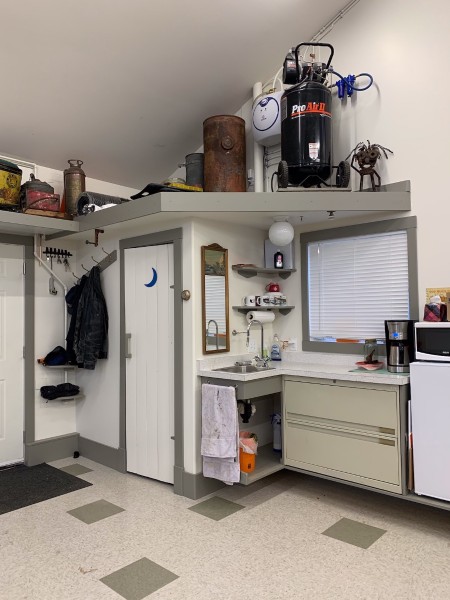 1206 NW corner vert mres.jpg