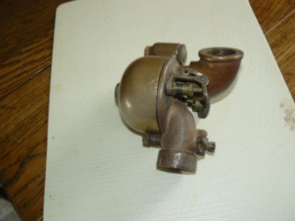 BRASS HOLLEY CARB 001.JPG
