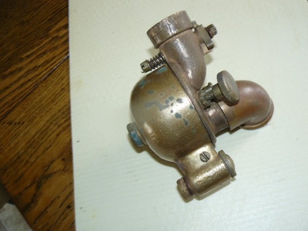 BRASS HOLLEY CARB 002.JPG