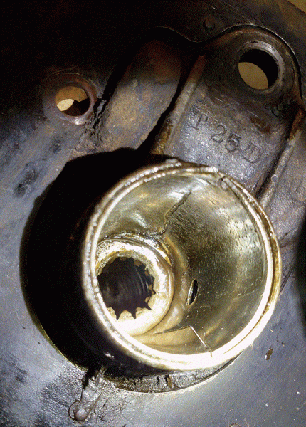 outer axle sleeve.gif
